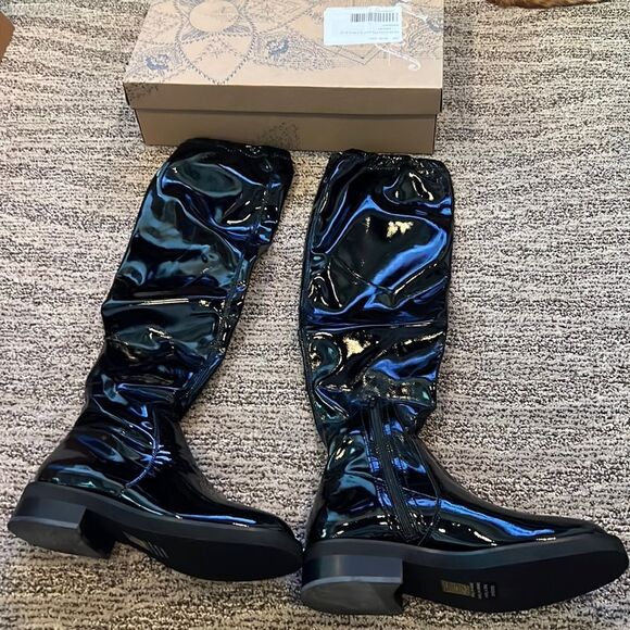 Free People Go Go Gloss Over-the-Knee Boots – Black Patent – Size 10 – NWB - Picture 2 of 7